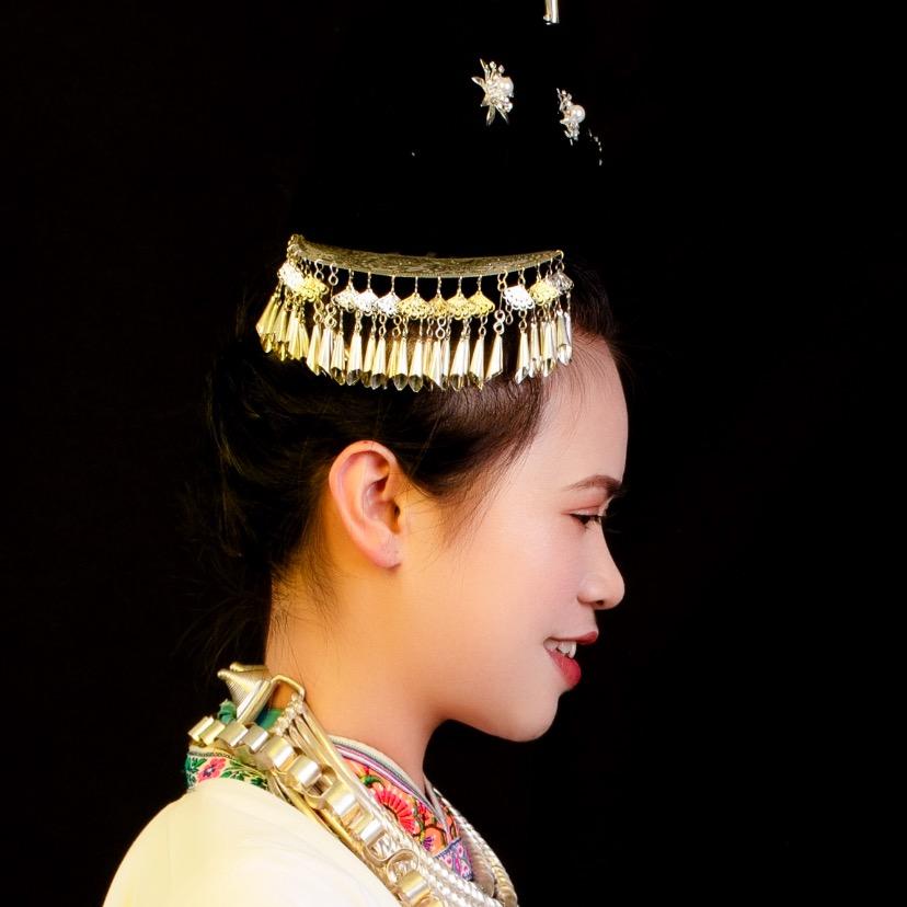 故里小芳