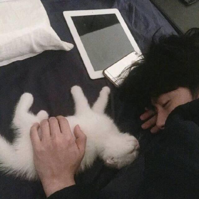 来杯冰美式(-