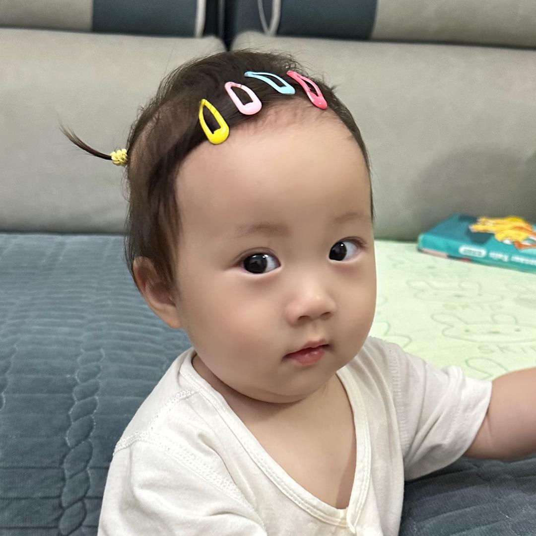 石榴爱睡觉