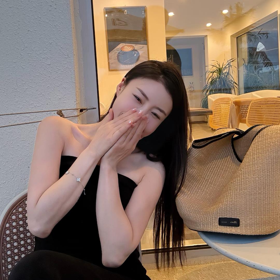 XIU梦娇