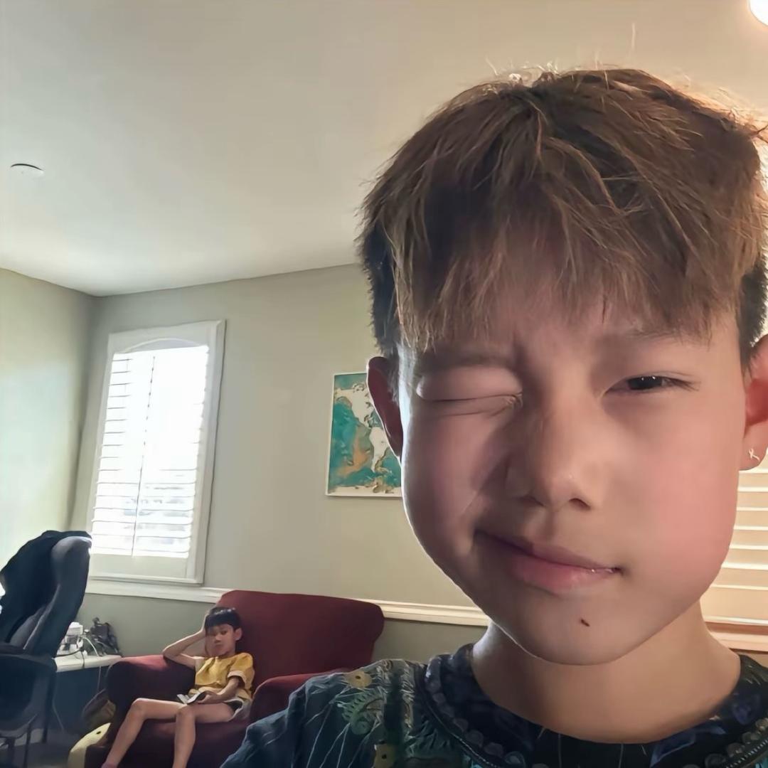 ￴ ￴ ￴￴￴ ￴￴￴￴ ￴￴