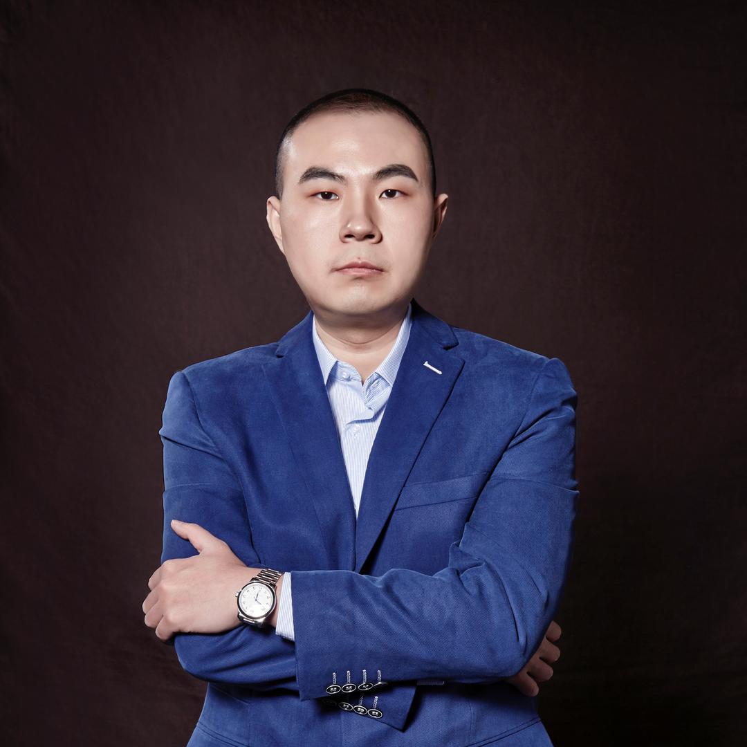 纳兰西狂