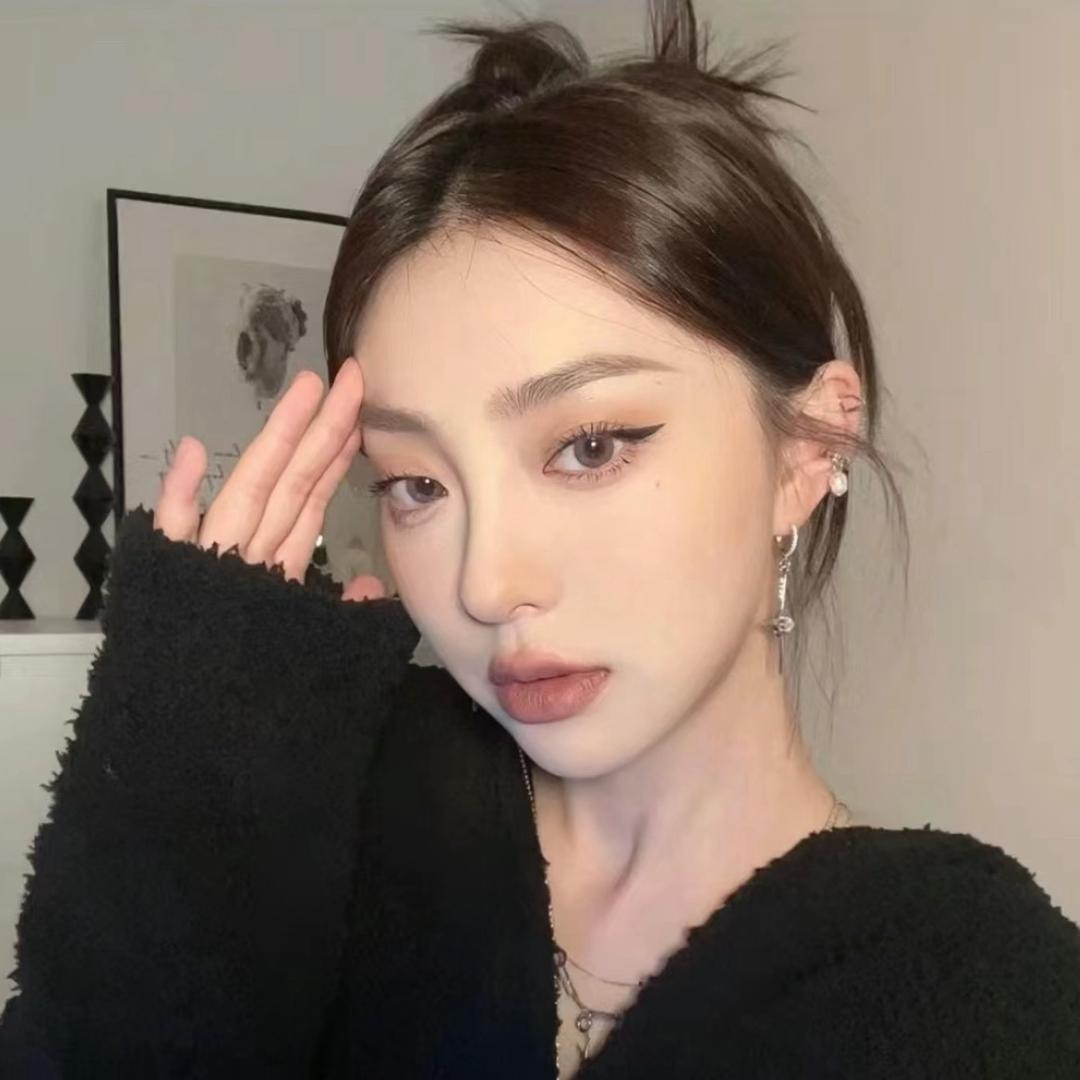 娜娜穿搭