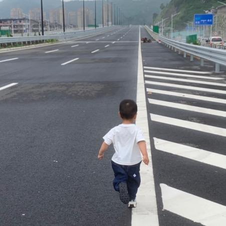 小少爷的饲养员vlog