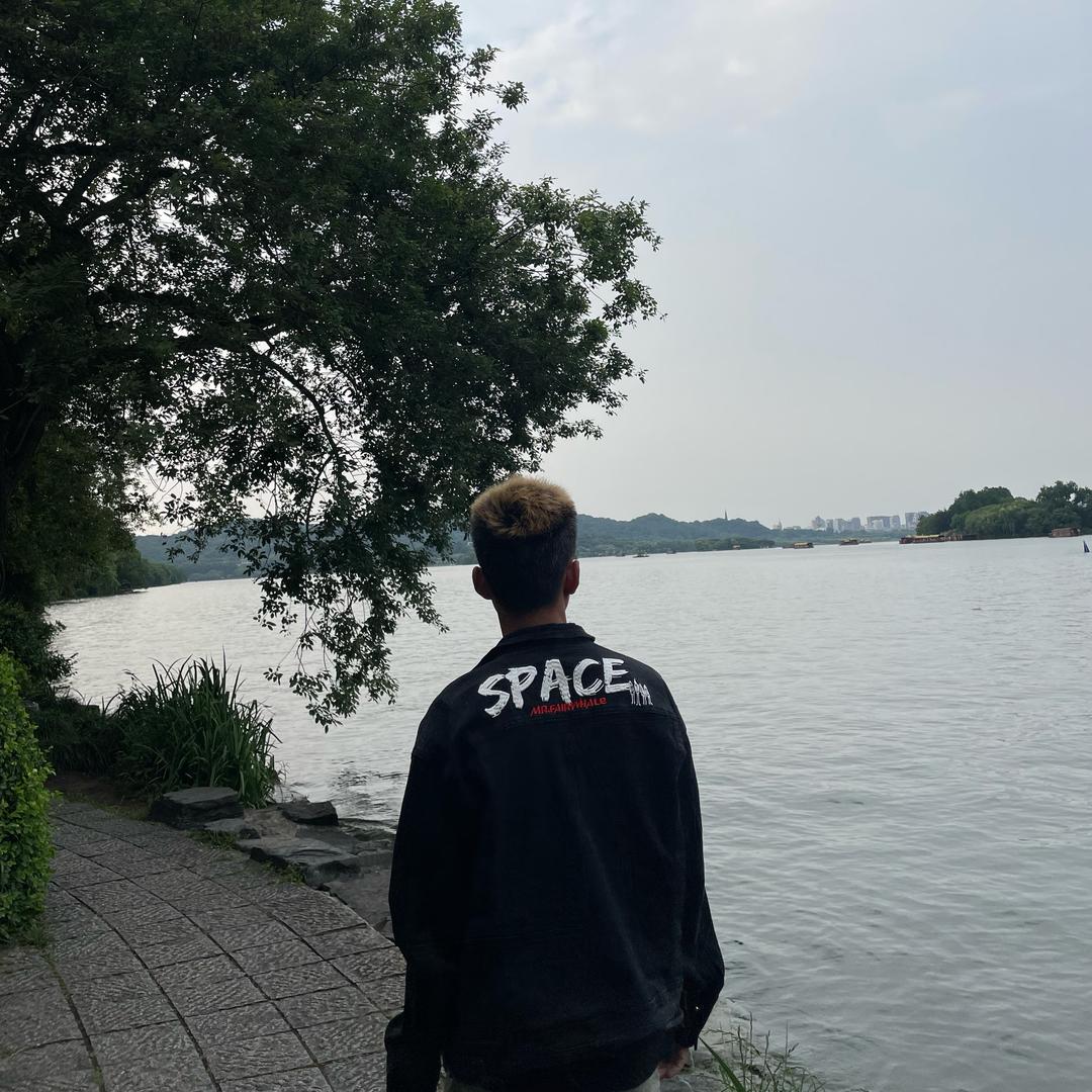 嗯😐、