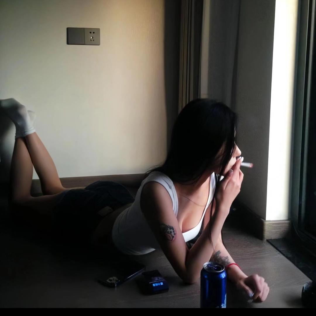 Ban板板