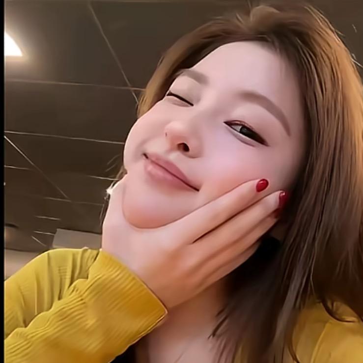 Y718