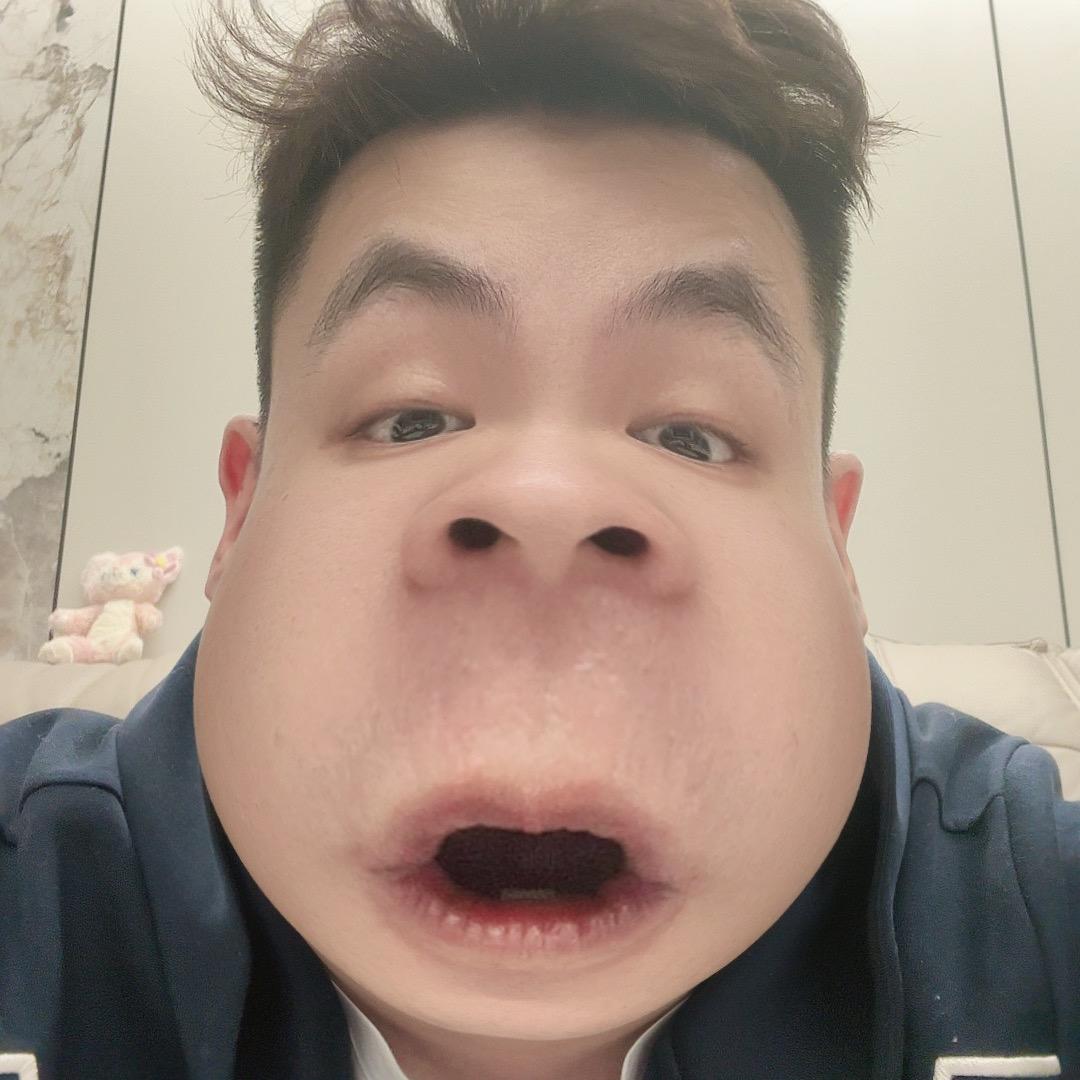 魏必嘟，
