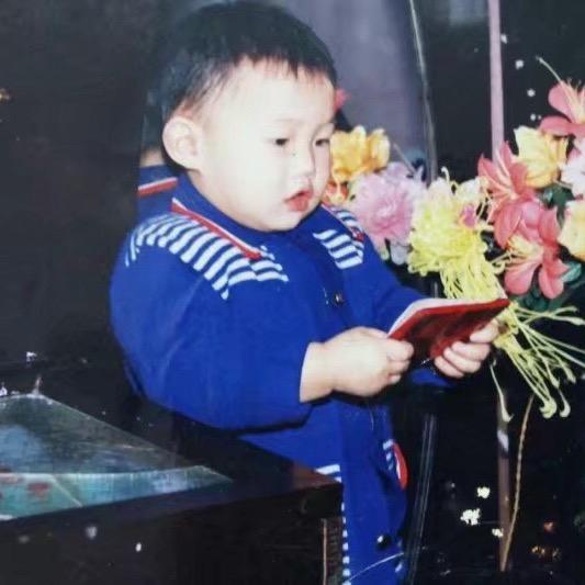不爱喝酒的小戴