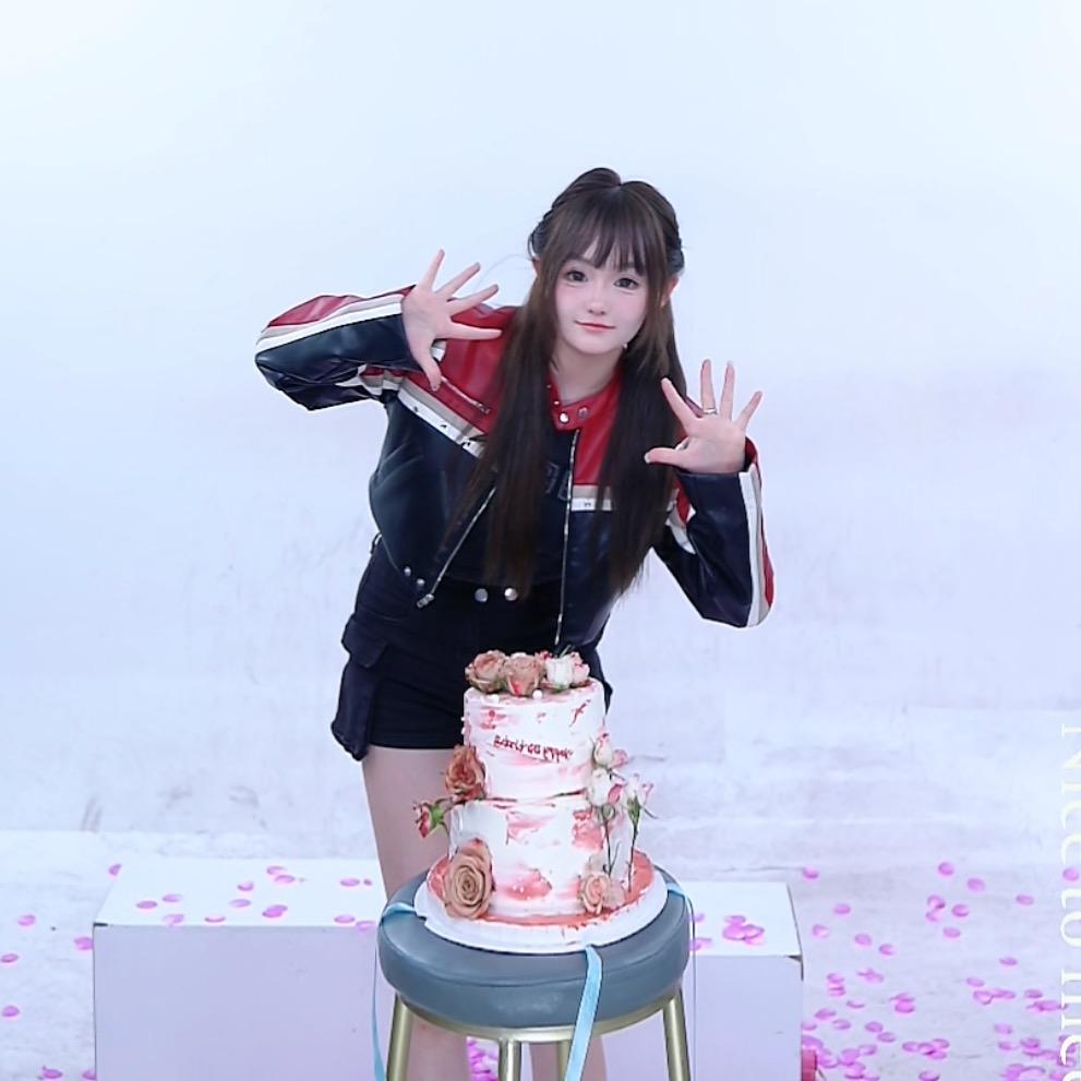 翻斗花园小美🐝