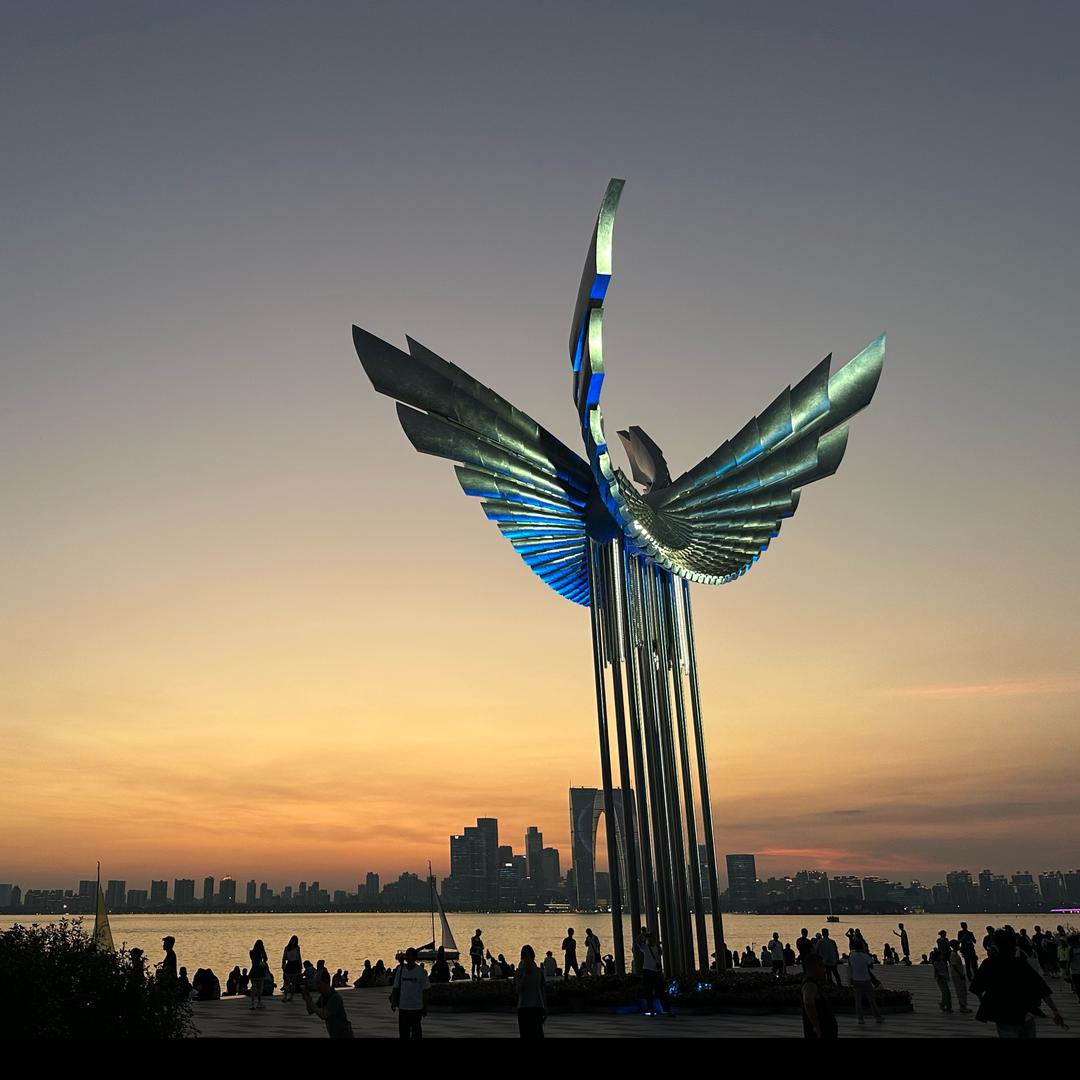 We旺德福（涨粉中）