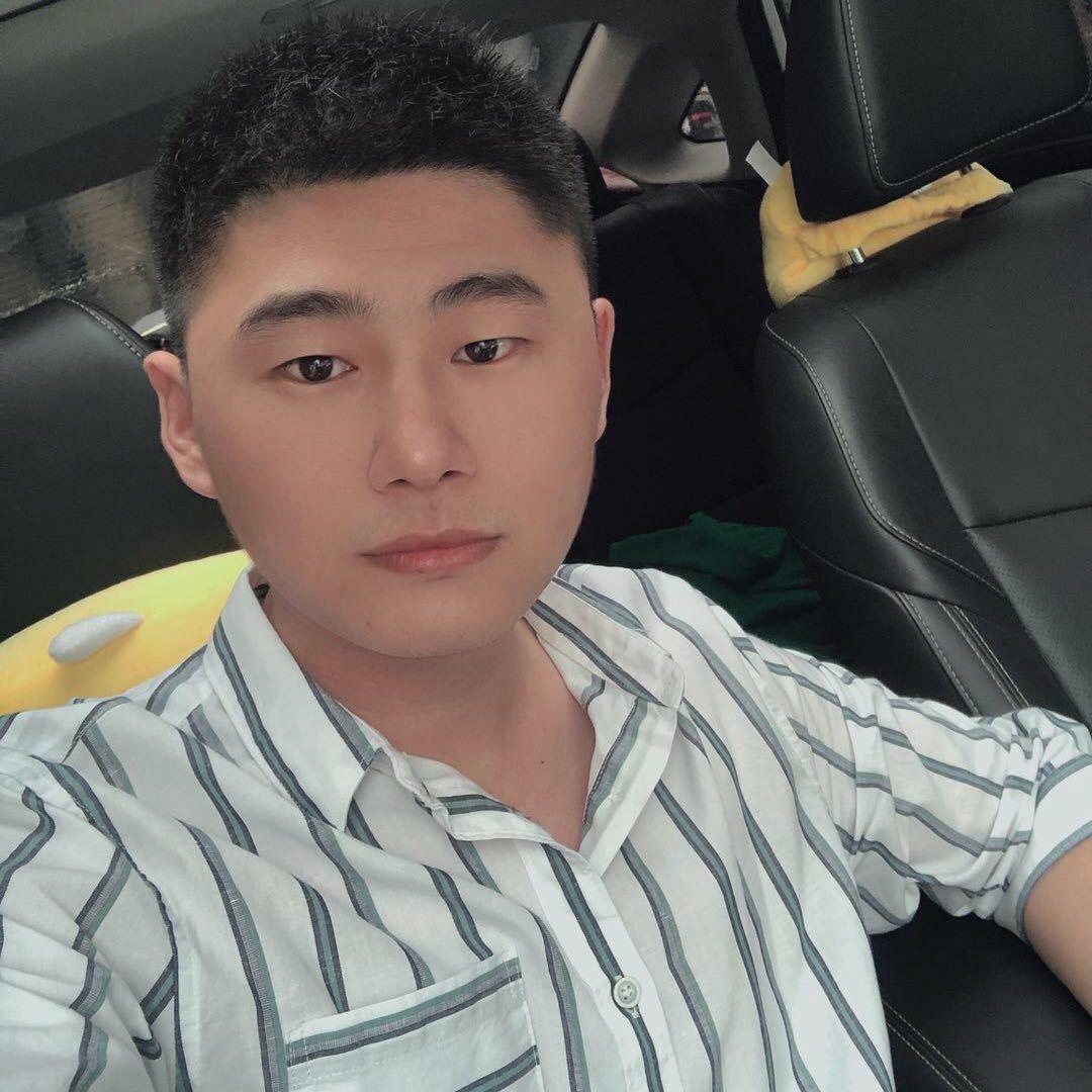 做大碗鸡肉饭的小王