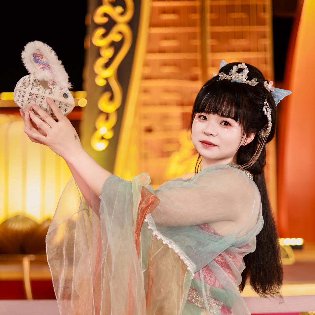 三妹¥娜娜《封心锁爱》