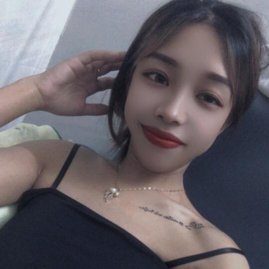 小摆🍀