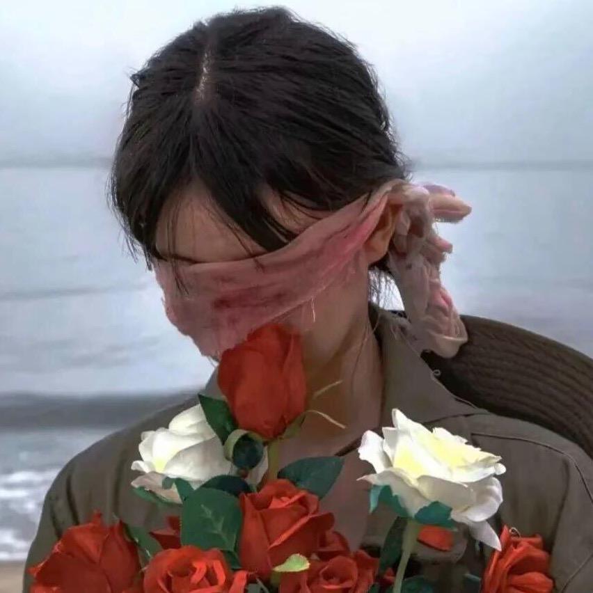 邱倩