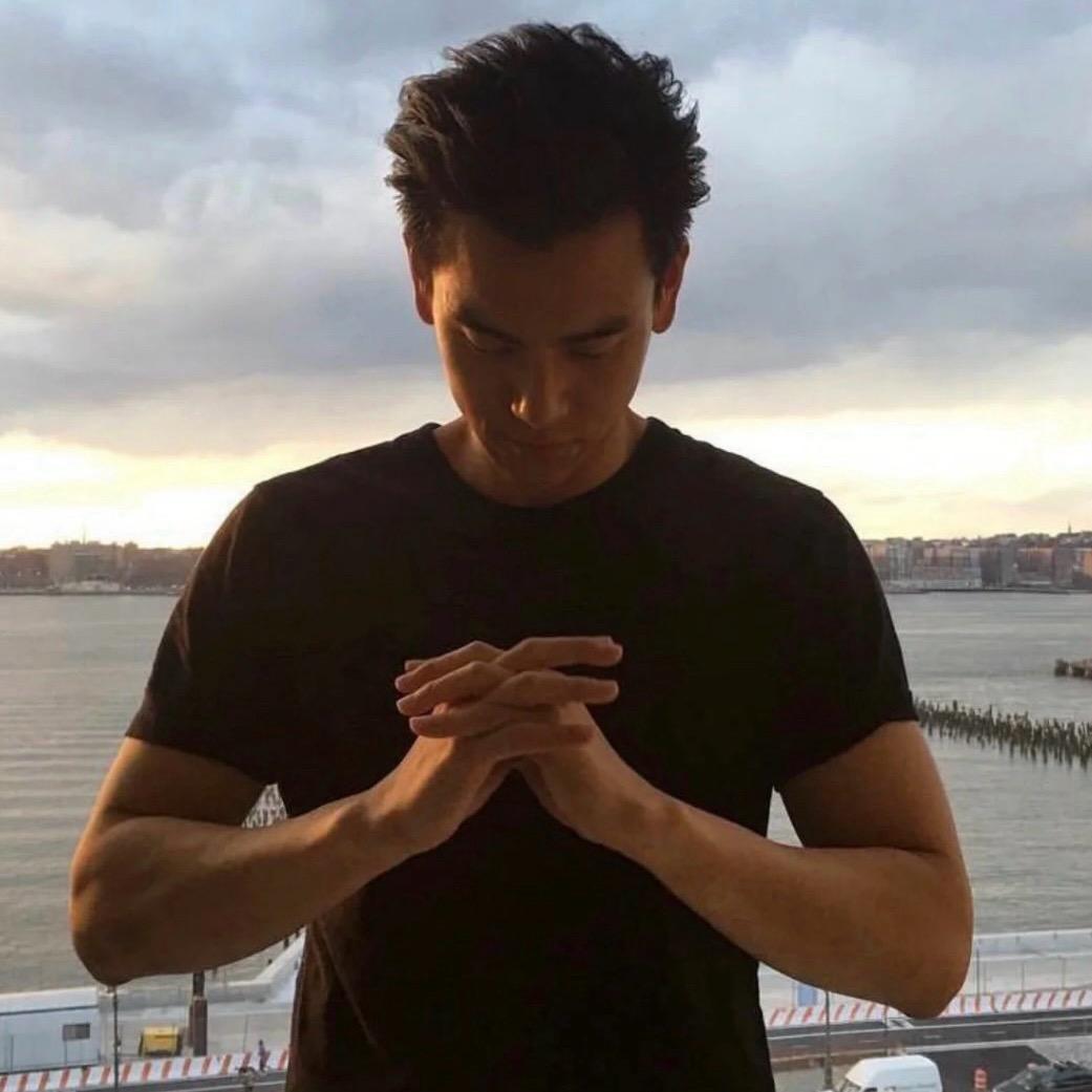 ʟᴀɴᴅ ᴄʀᴜɪsᴇʀ