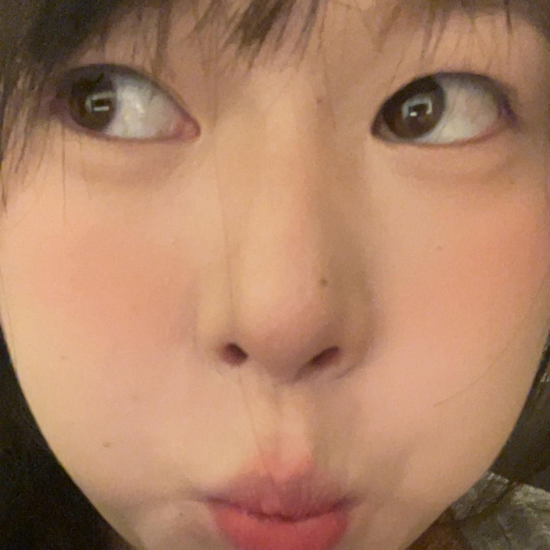 龙龙挺爱唱