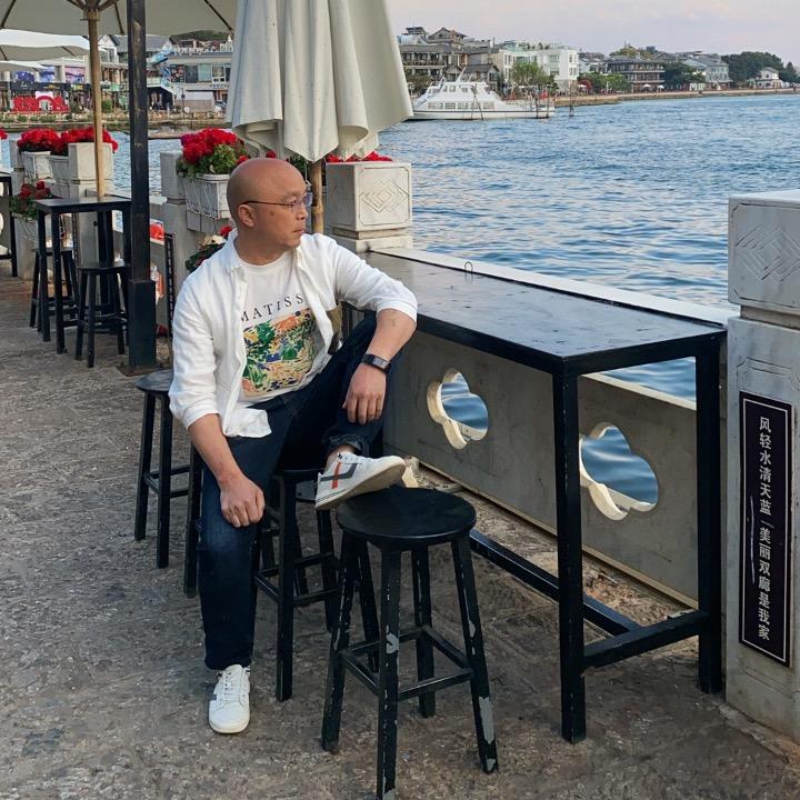黄江鑫茂种猪场