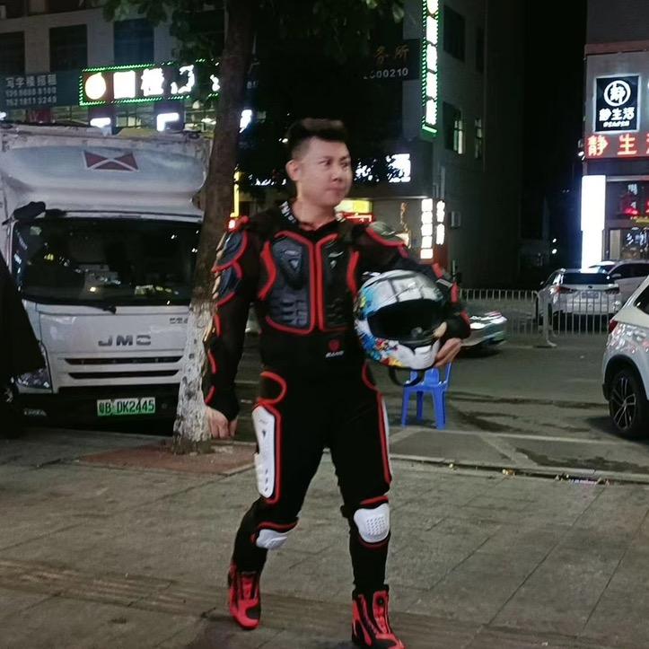 JIEkE