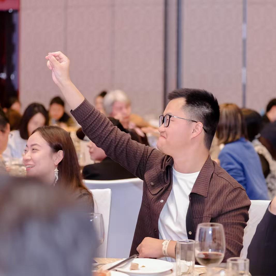 Liu刘瀏（电子白酒）