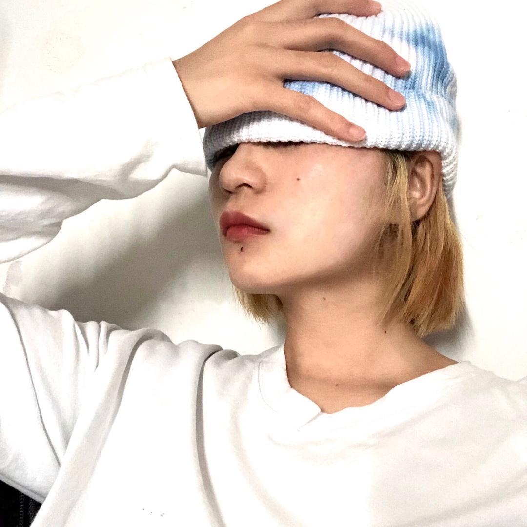 是白白不是小白