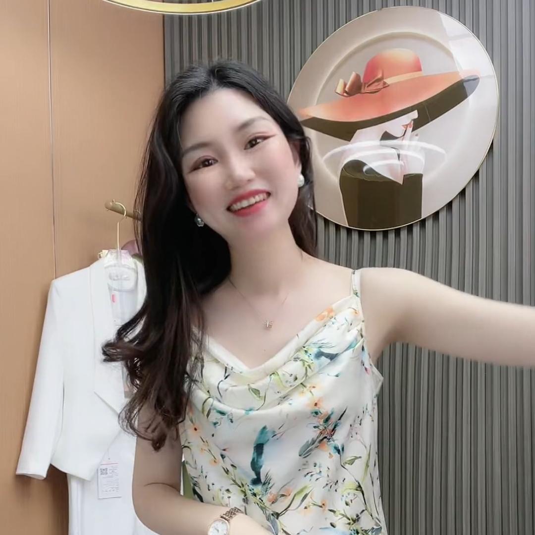 夏萌轻奢无题店
