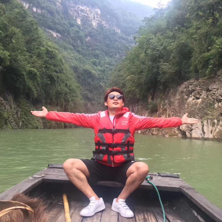 罗让   《朝山》