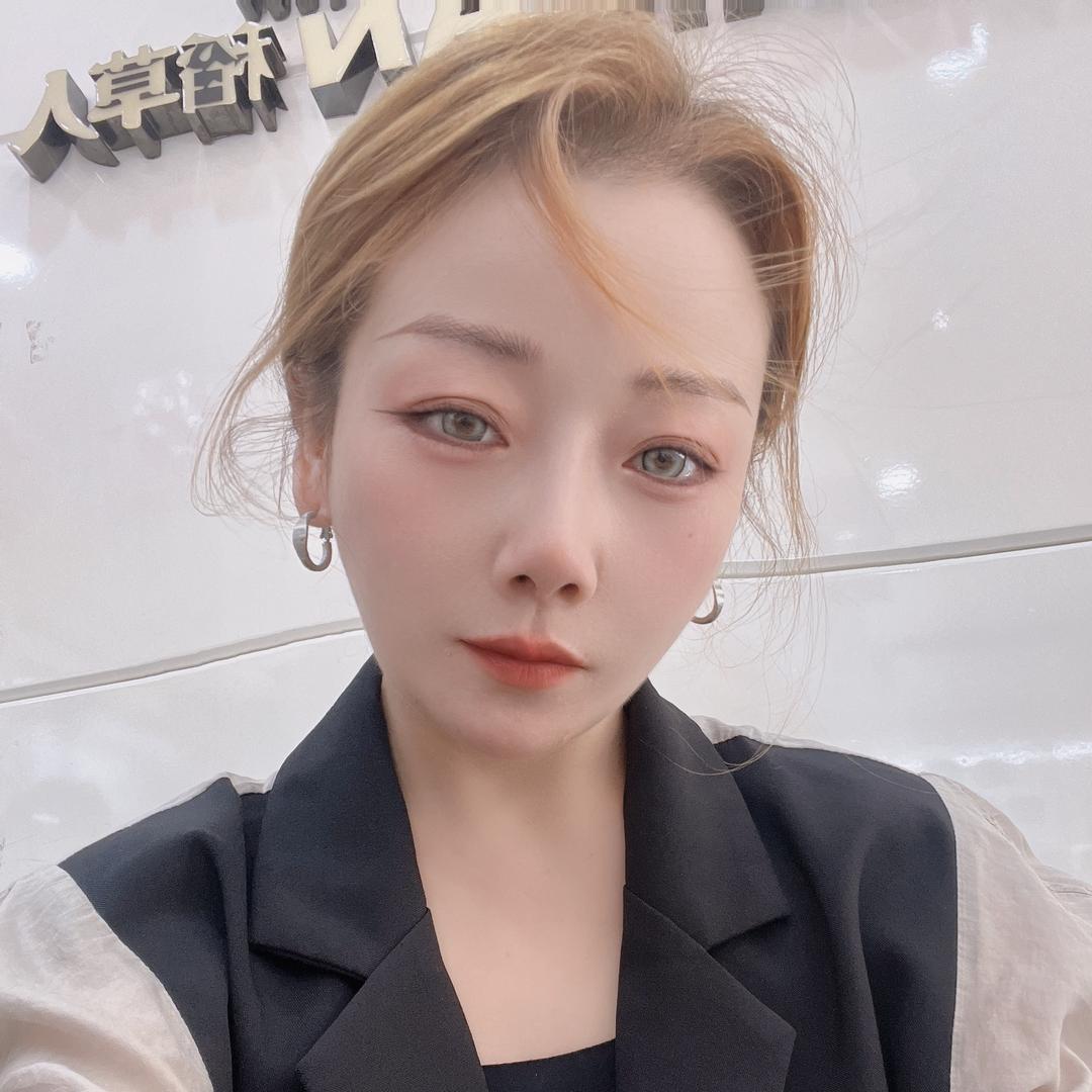 Hi   静儿 🧊