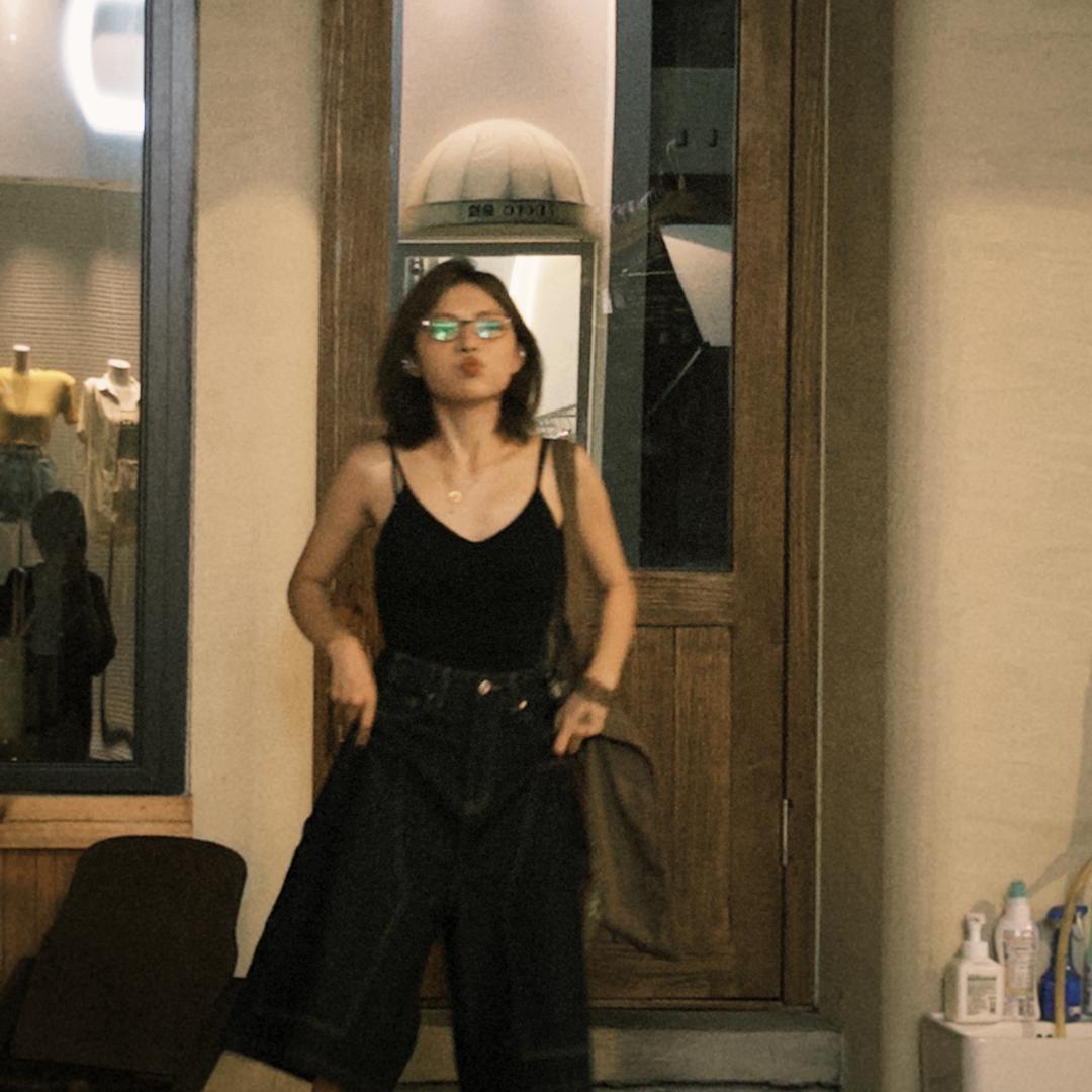 不⁴小哭包