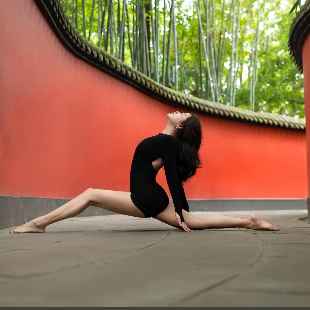 Ms Fung