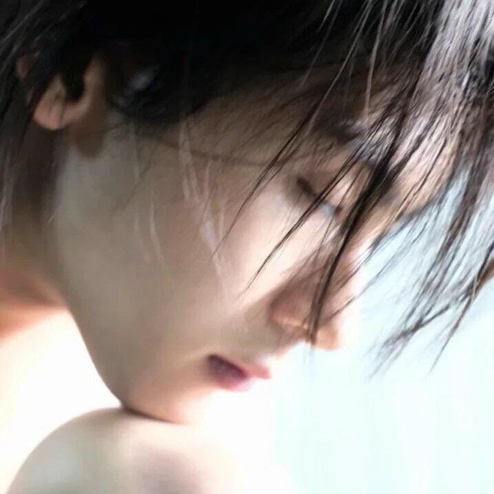 ￴￴ ￴￴￷￴￴￷￴￴￴