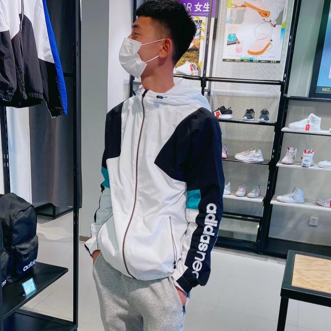 小丑八怪