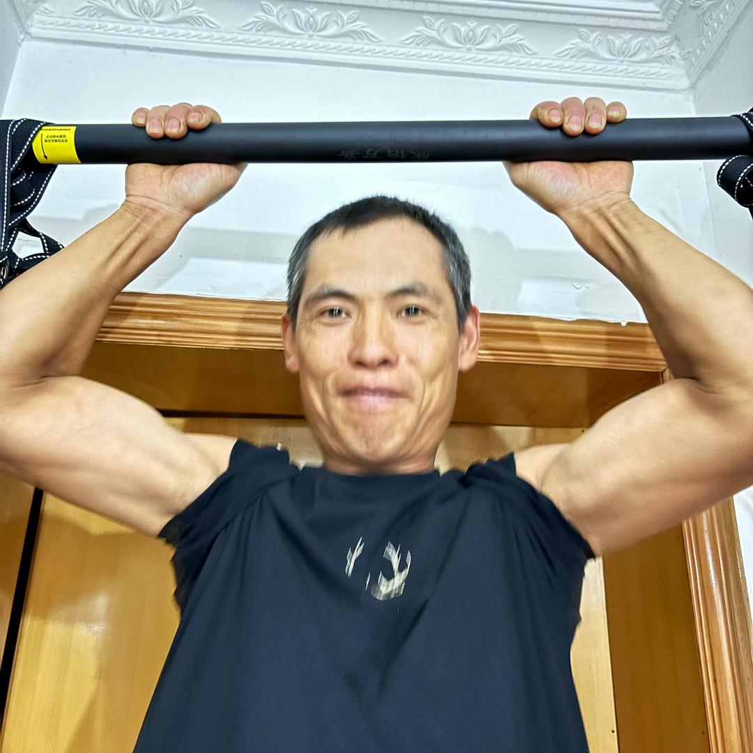 死呆子（小号）6月8号晚11:10首播