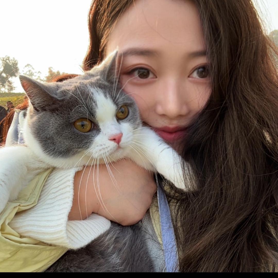 优米也养猫啦🐱