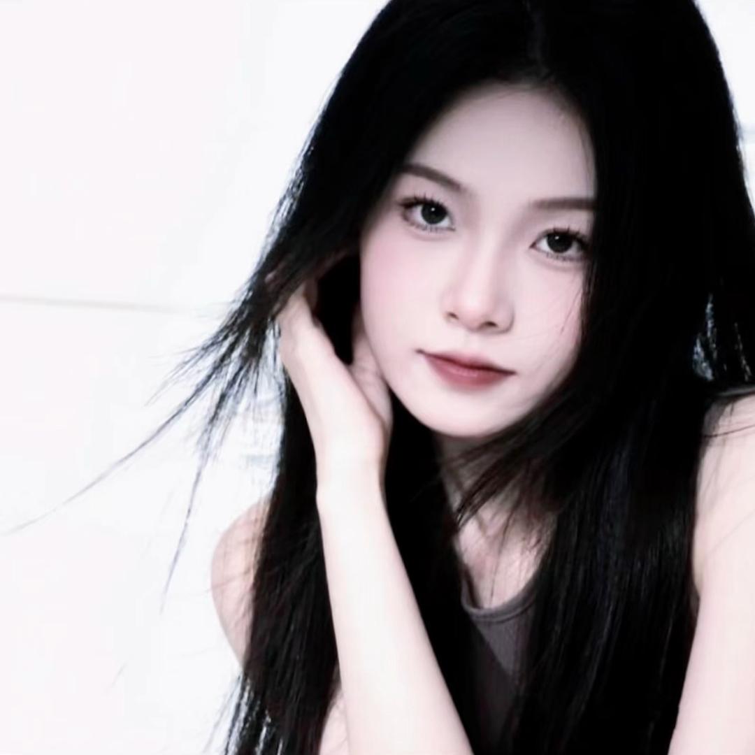 48岁在逃少妇.