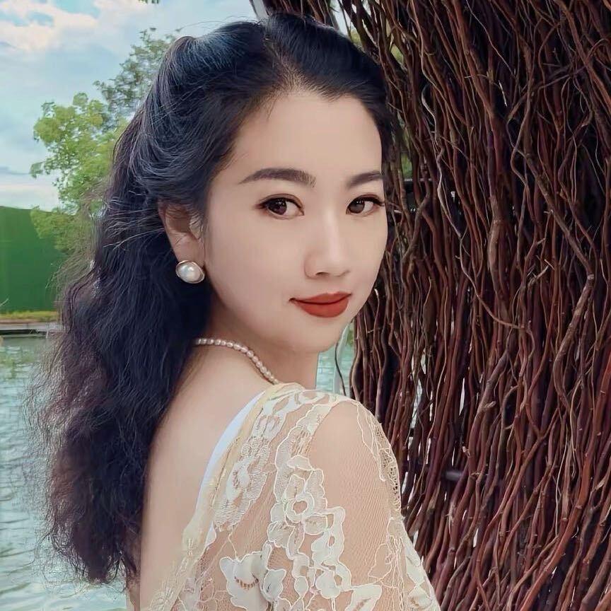 泥夫人小芳