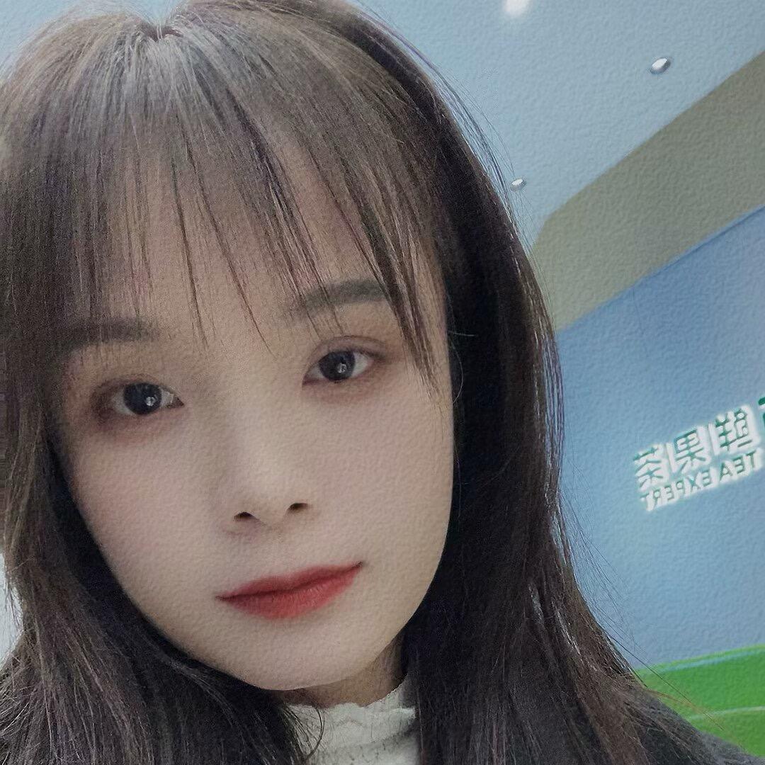 小覃