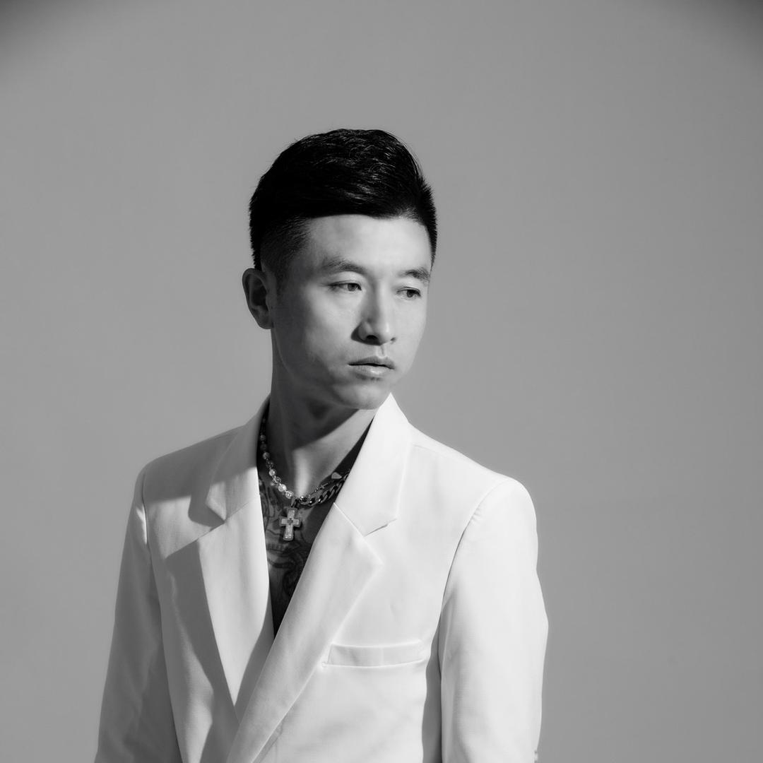 乌兰浩特市藤野造型(短发王子)