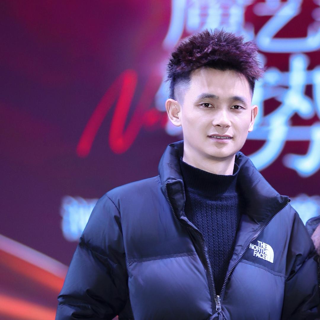 （龙哥说）小胡实战烫发