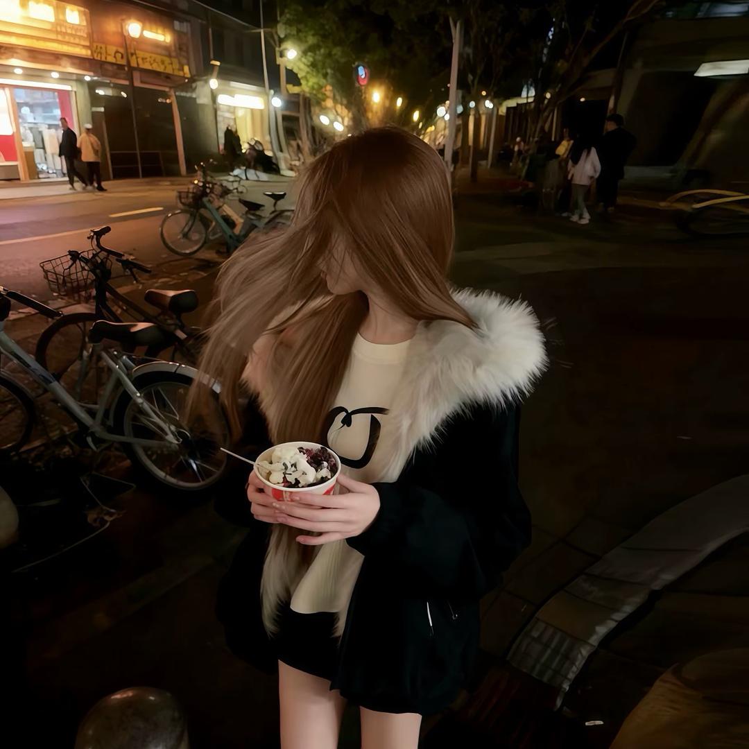 小黄.