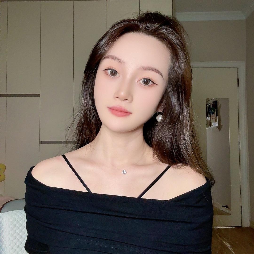 四川陈卷卷（单身找爱情）