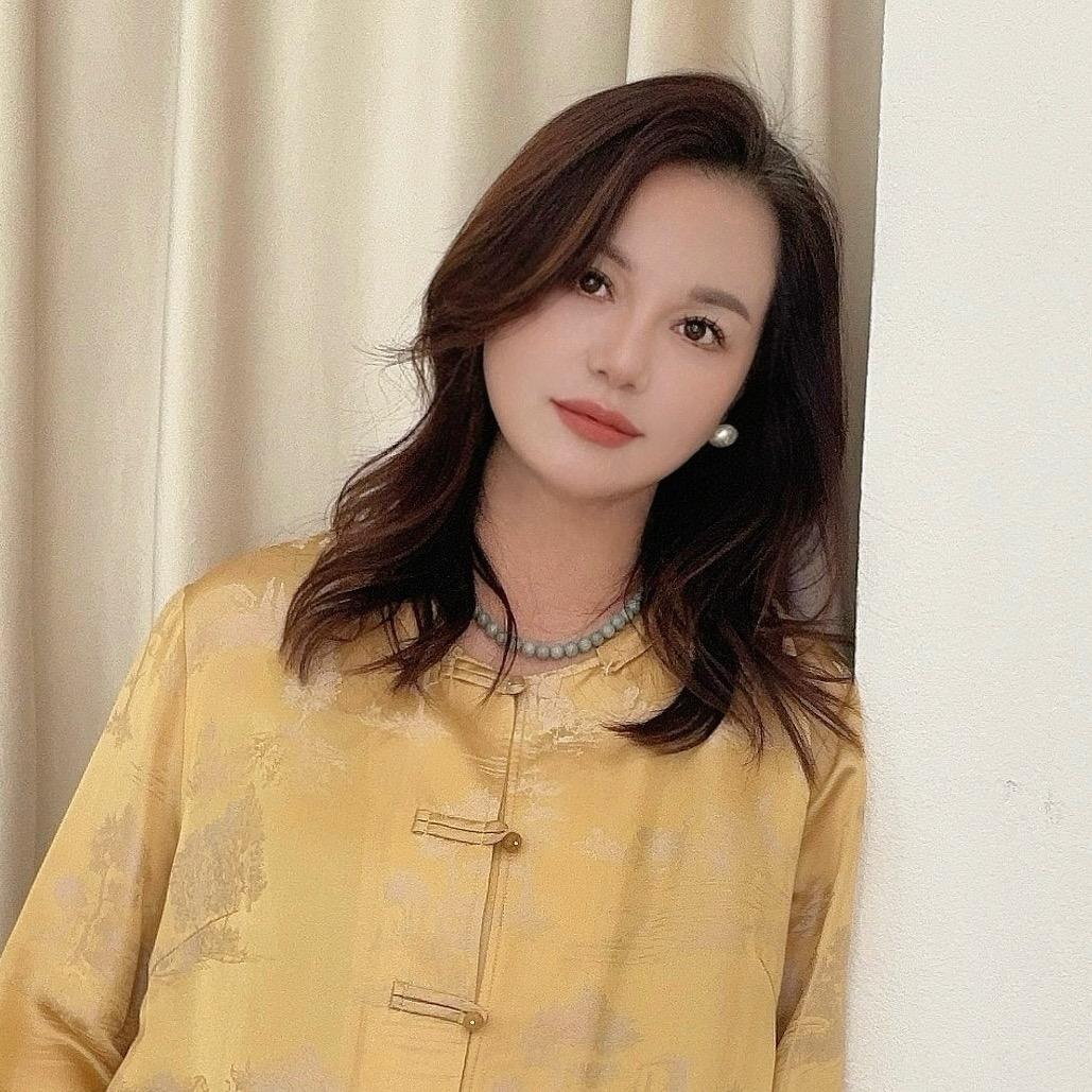 常州金色丽人女装～洪燕