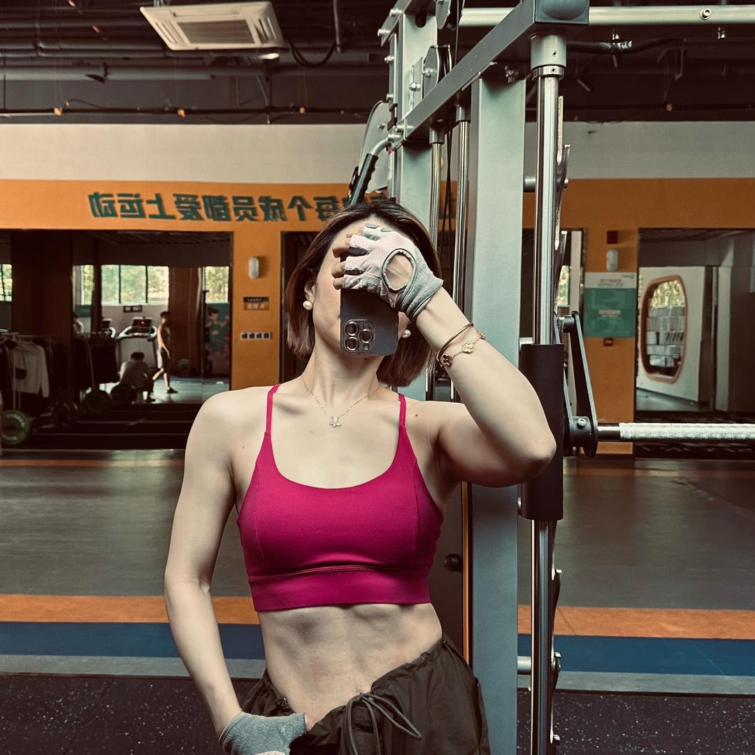 找个40岁以上大叔同居🫦