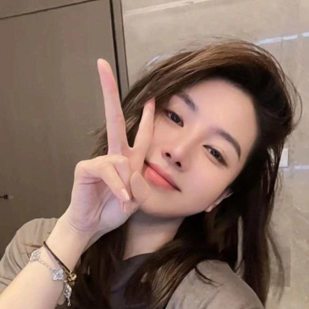 月月不吃鱼日常穿搭