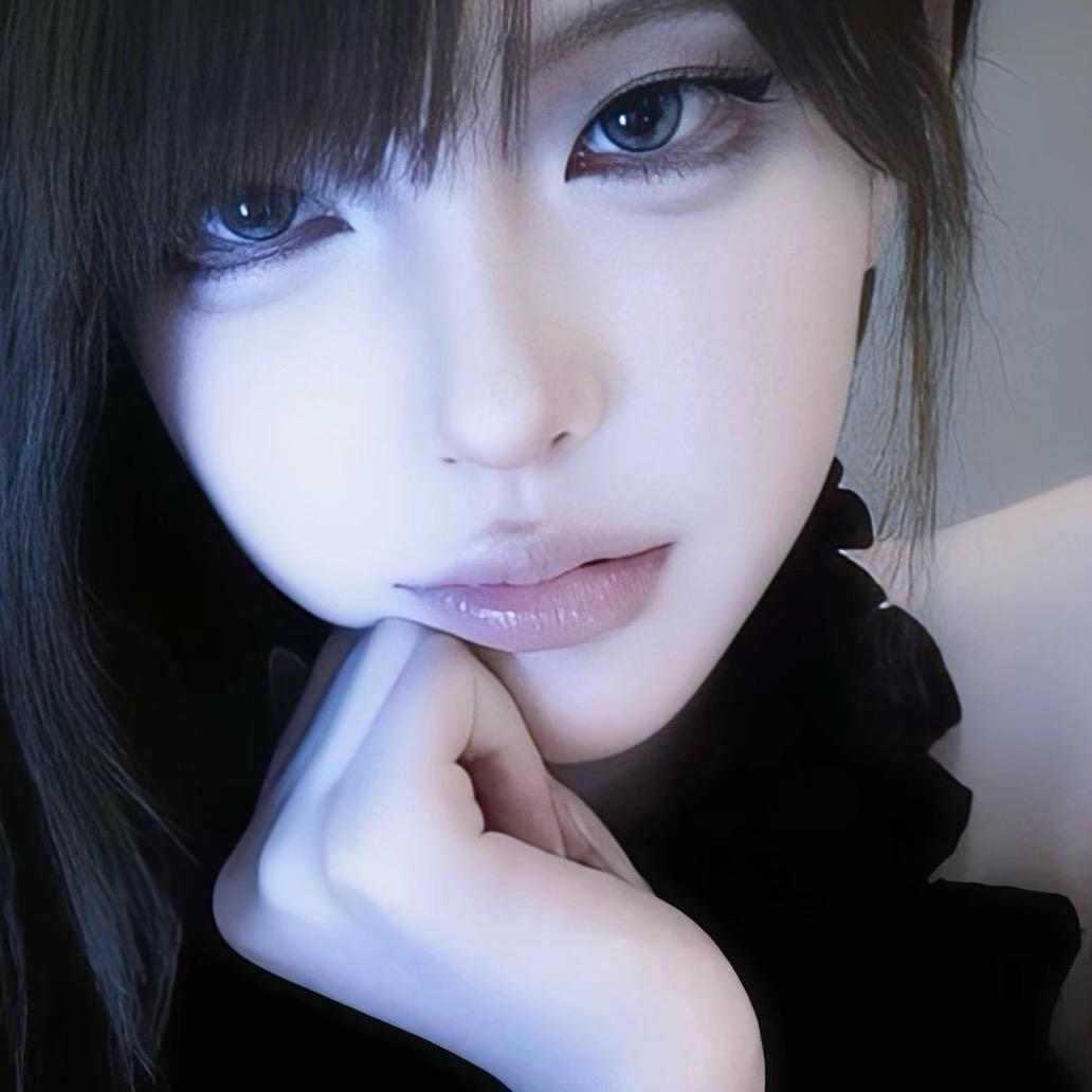 小L.