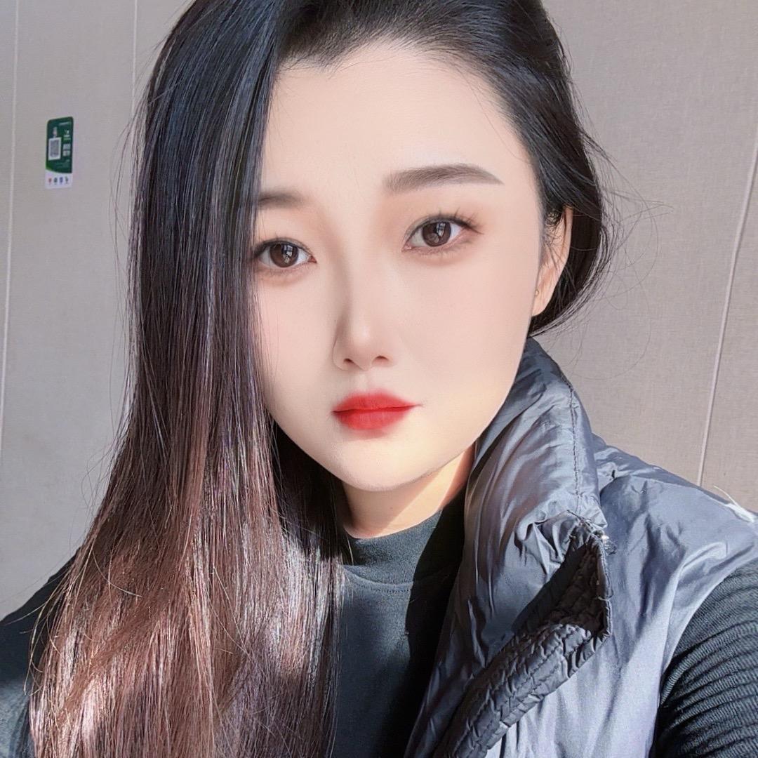 A卖米线的妞妞吖🍀