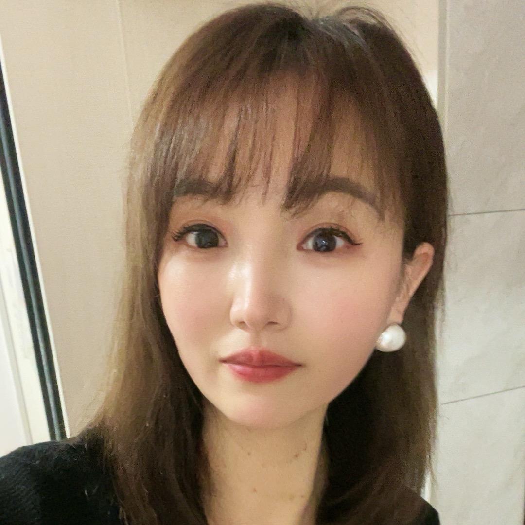 溧水燕子（灯泡肌女王）