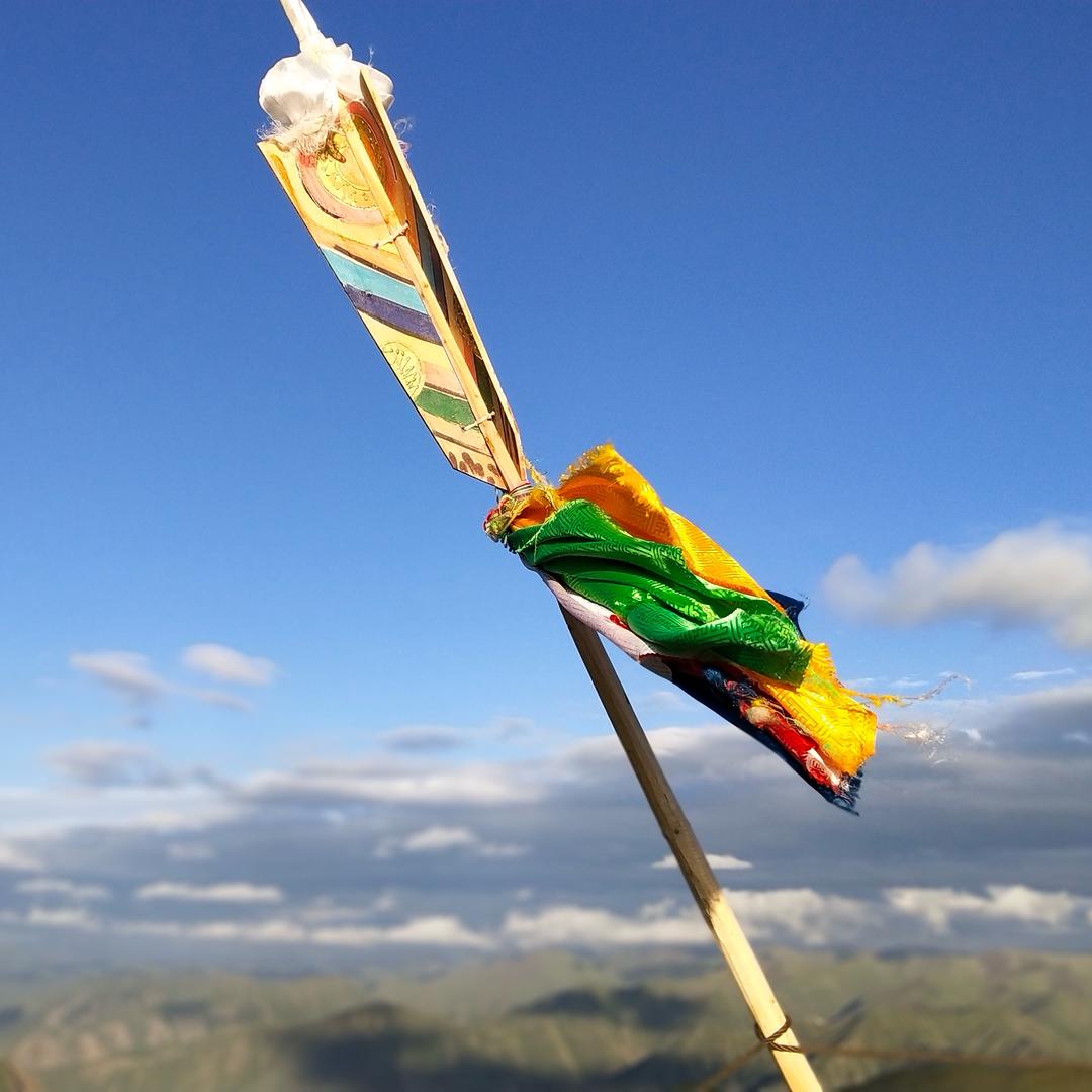 ༼མགོན༽贡先生