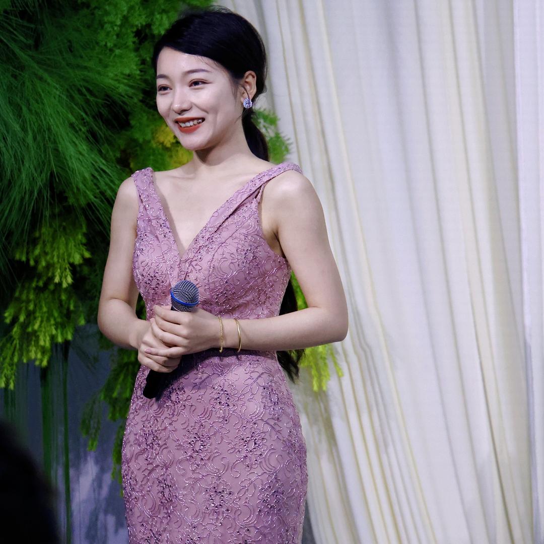 绿色