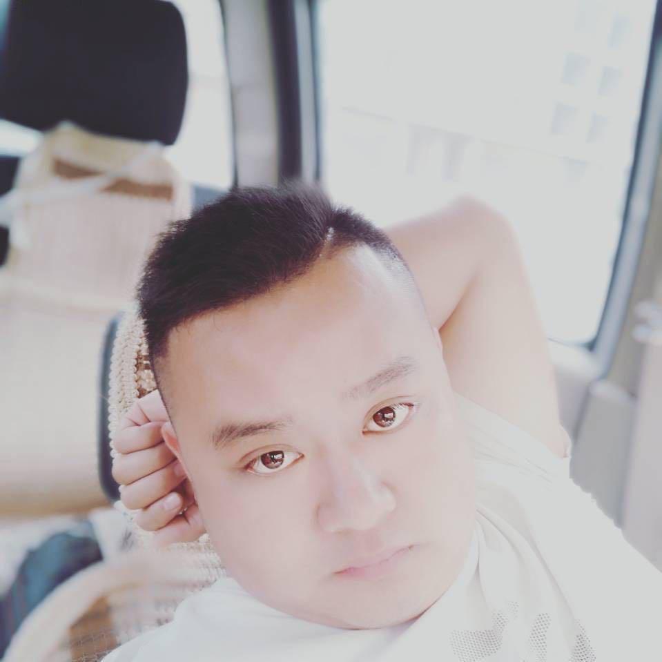 Mr Luo